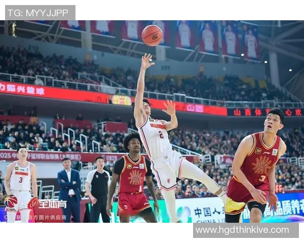 2015年CBA季后赛广东队与山东队激战回顾与精彩瞬间分析